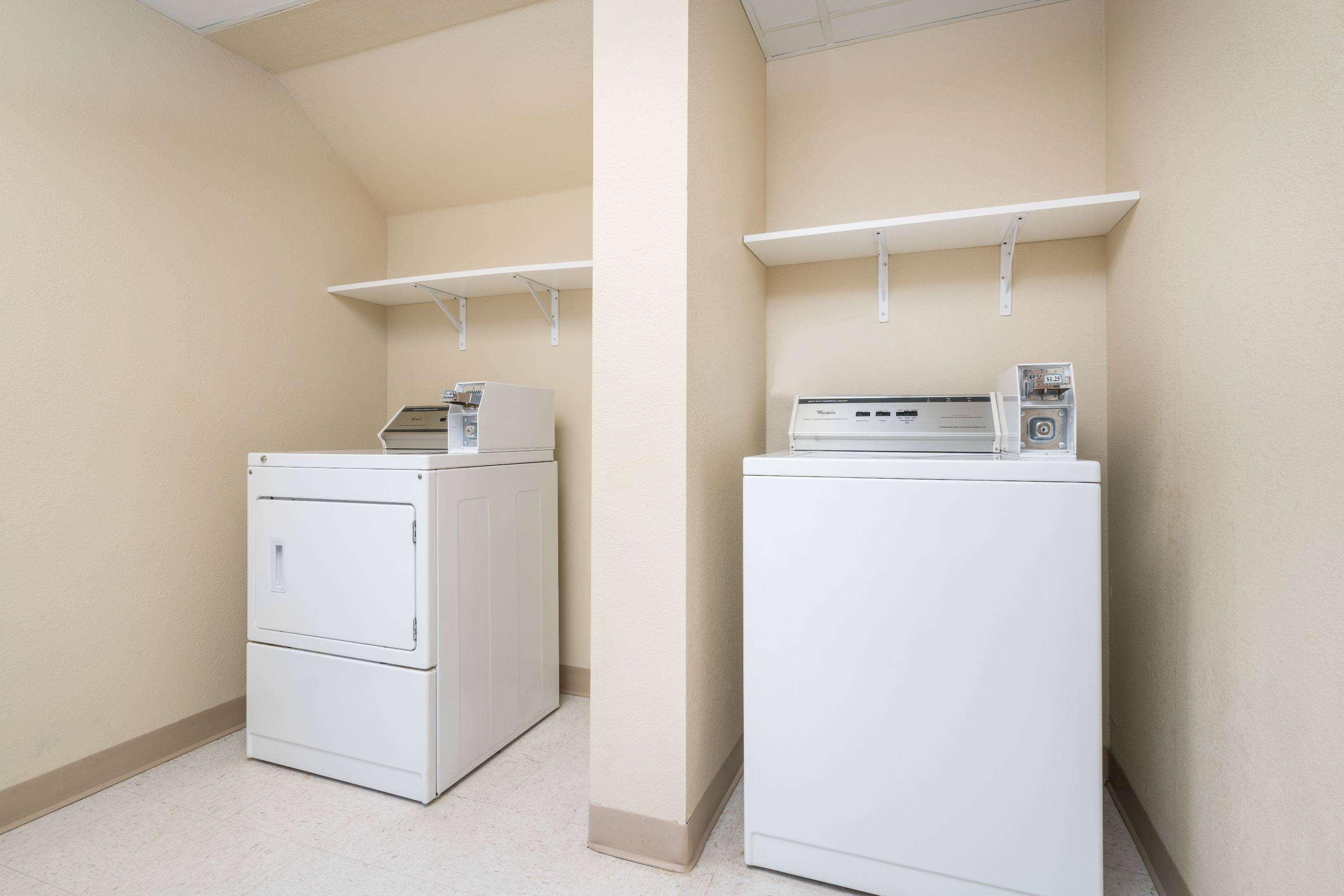Americinn By Wyndham Fort Dodge Εξωτερικό φωτογραφία