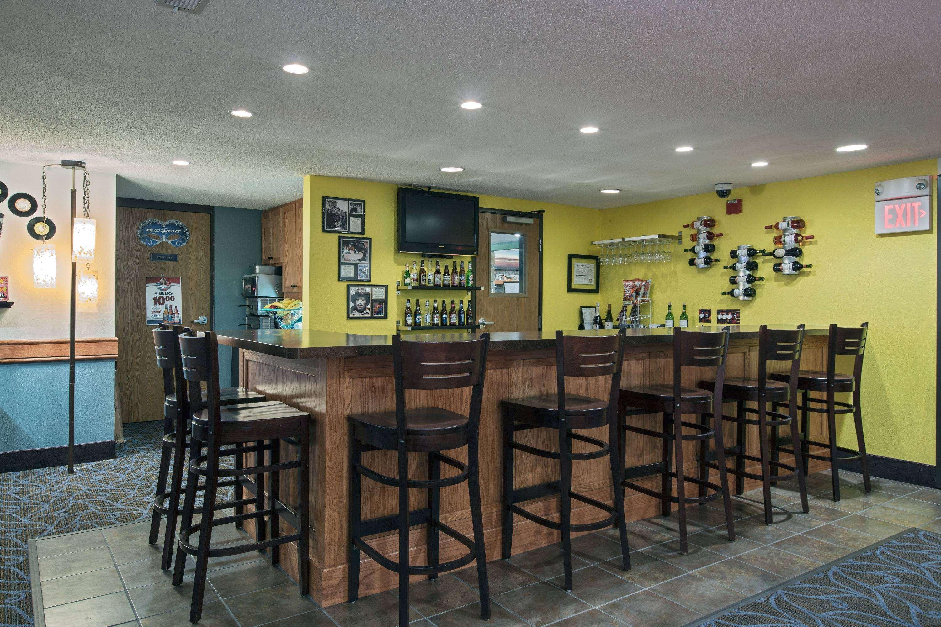 Americinn By Wyndham Fort Dodge Εξωτερικό φωτογραφία