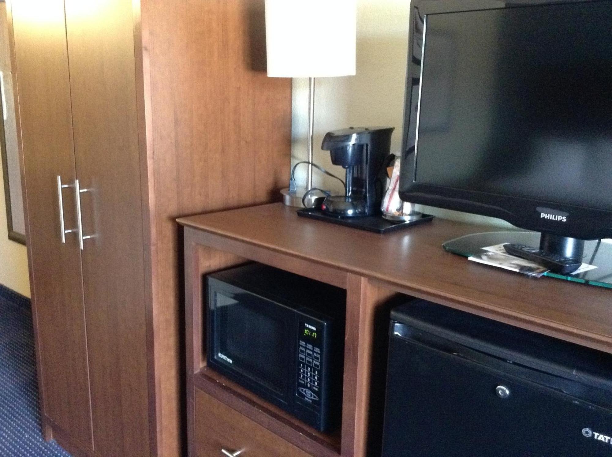 Americinn By Wyndham Fort Dodge Εξωτερικό φωτογραφία