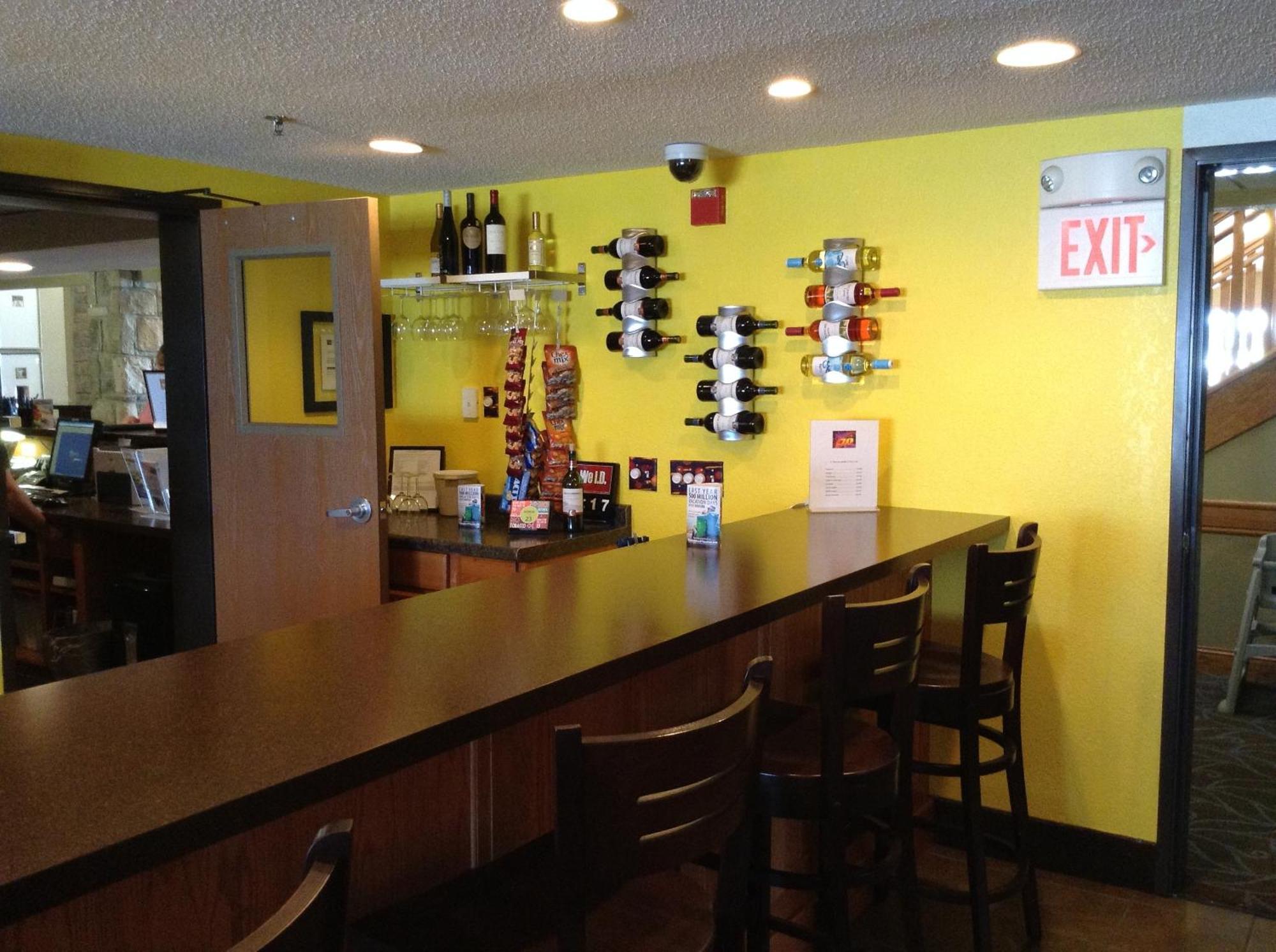 Americinn By Wyndham Fort Dodge Εξωτερικό φωτογραφία